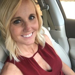 Meet your Posher, Melissa